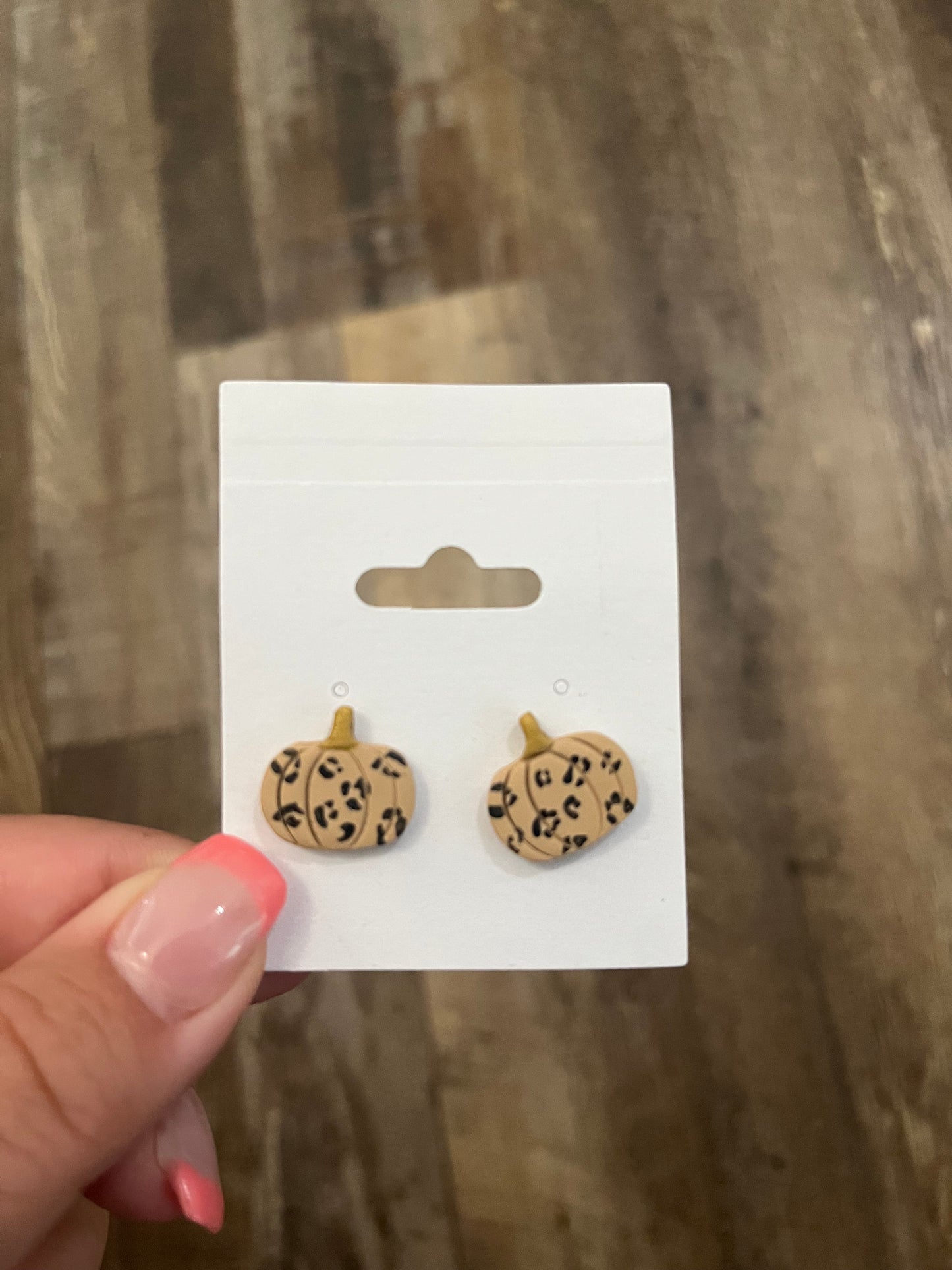 RTS Cheetah Pumpkin Studs